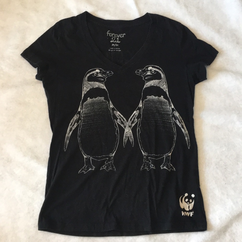 V-nk short sleeve Black T- shirt with Penguin
